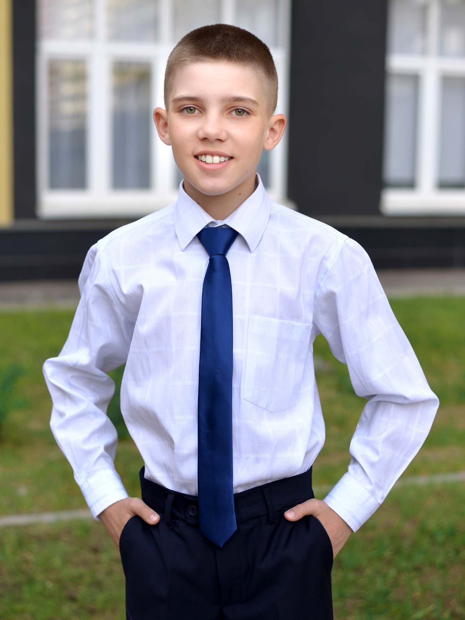 Школьник в синем галстуке Stilmark